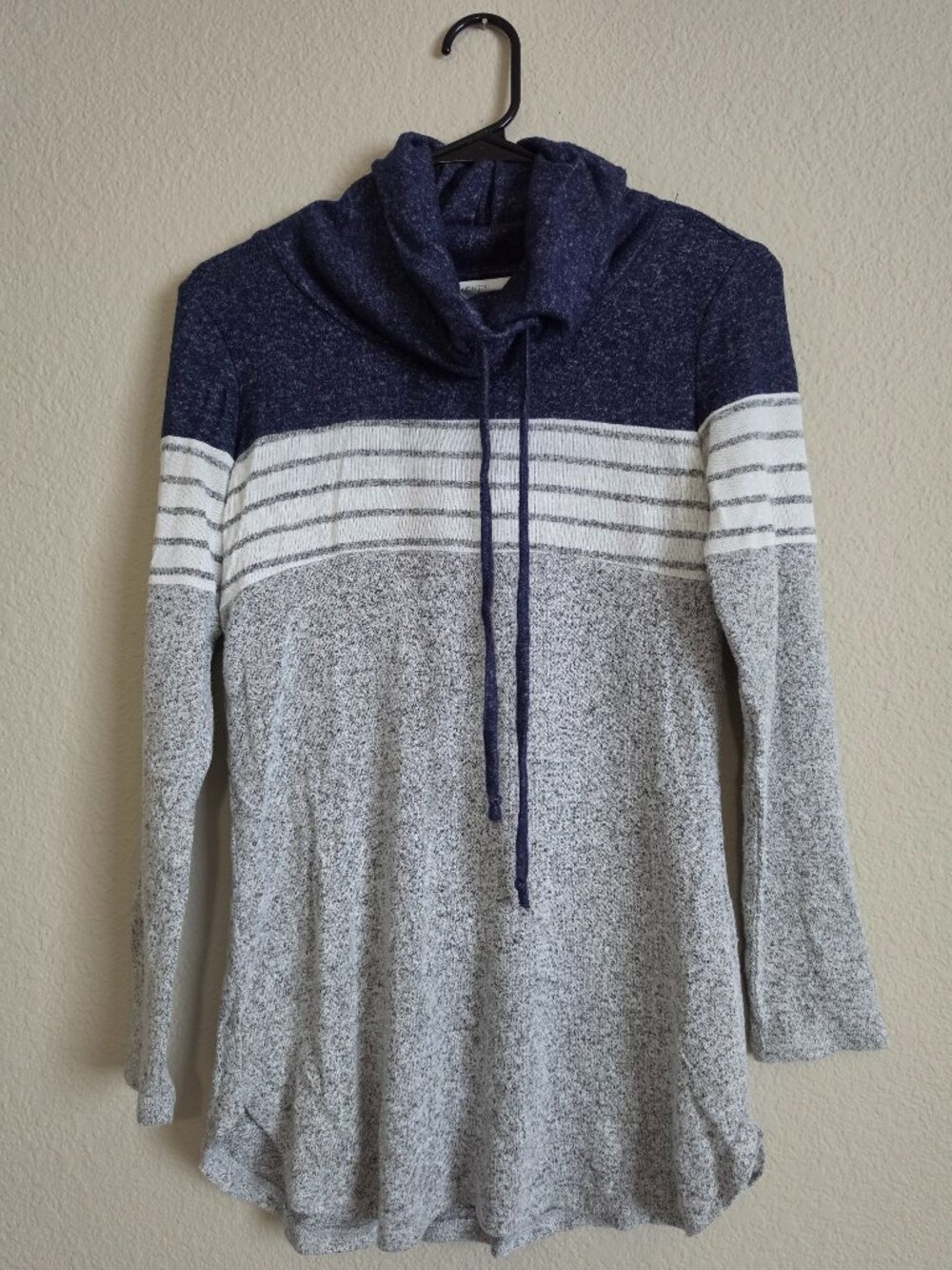 Women's Casual Long-Sleeved Shirt with Cowl Neck, Size XS